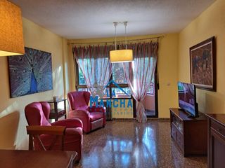 Appartement  Calle maria moliner. 268.000 inmobiliaria la mancha vende piso en zona parque lineal