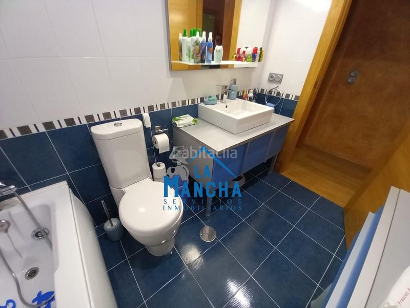 Foto 5b57dbbc-af49-4d26-818a-0d12c78c8804. Casa adossada amb calefacció aparcament piscina a Gineta (La)