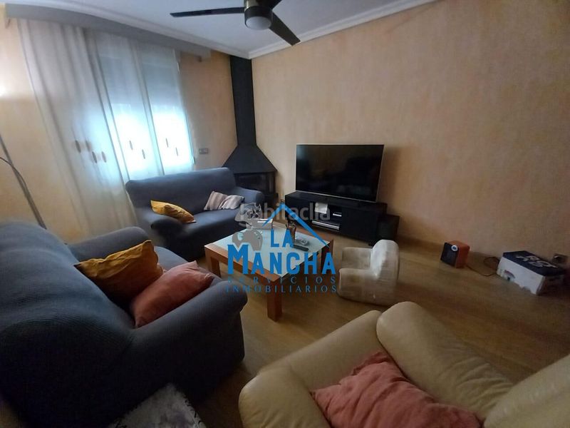 Foto c6b4af10-a1e0-438b-87fc-eeae730da4cf. Casa adossada amb calefacció aparcament piscina a Gineta (La)