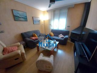 Casa a schiera  Calle minaya. Inmobiliaria la mancha vende precioso adosado con piscina privad