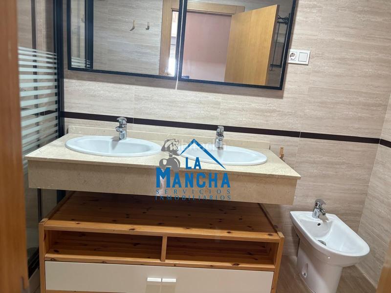 Foto 092ad4df-3f1f-41f2-86cb-0aa16e418143. Etagenwohnung mit heizung parking pool in Facultad de Medicina Albacete