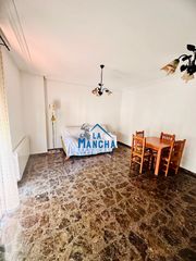 Flat  Calle cuba. Inmobiliaria la mancha vende piso zona carrefour de albacete