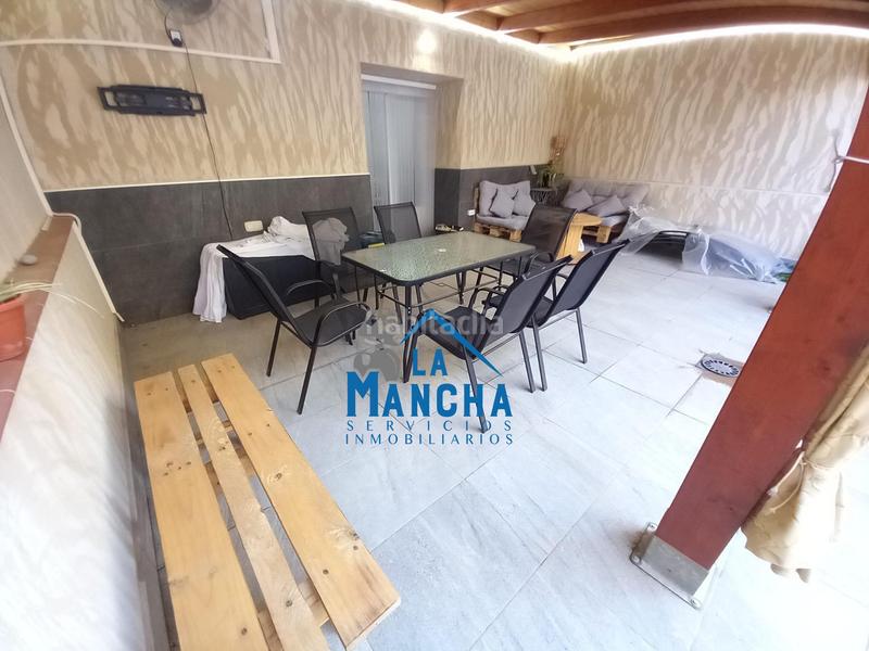 Foto 4b2070c2-f4b9-404b-9fd3-db5bd0e34865. Maison avec piscine dans Madrigueras