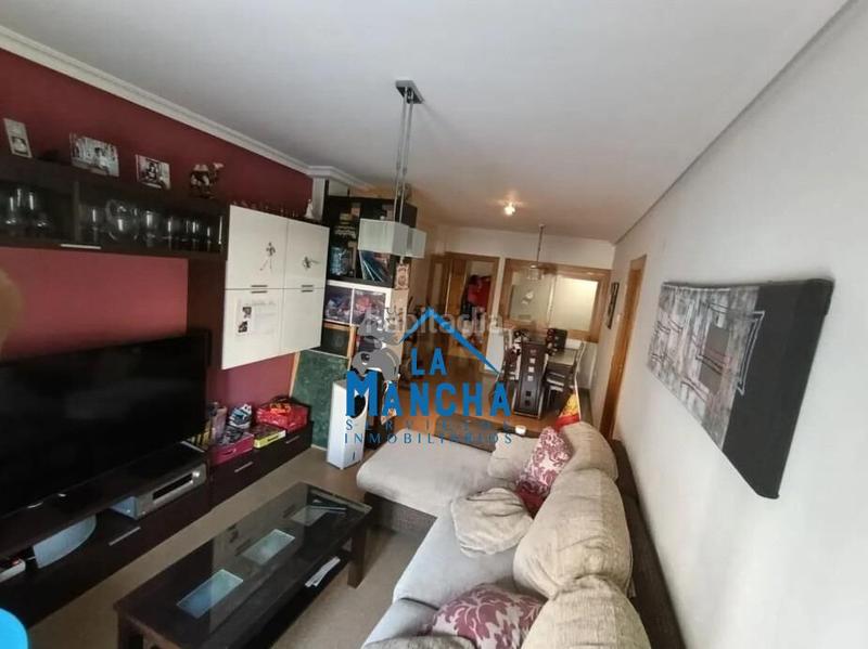 Foto a36eb25e-e261-4e58-a1be-98fb3c8d99d1. Piso inmobiliaria la mancha vende espectácular piso con piscina en zona imaginalia en Albacete