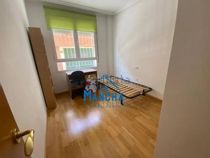 Foto 75c3bcf0-b294-473c-8cdc-2123936192db. Pis amb calefacció aparcament a San Pedro Albacete