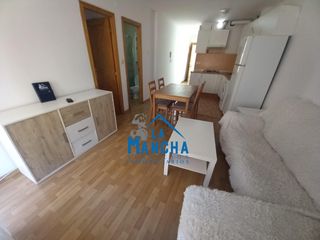 Alquiler Piso  Calle mayor. 700 inmobiliaria la mancha alquila bonito apartamento en el cent