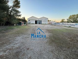 Fabrikhalle  Carretera diseminados. 400.000 inmobiliaria la mancha vende complejo industrial en carr