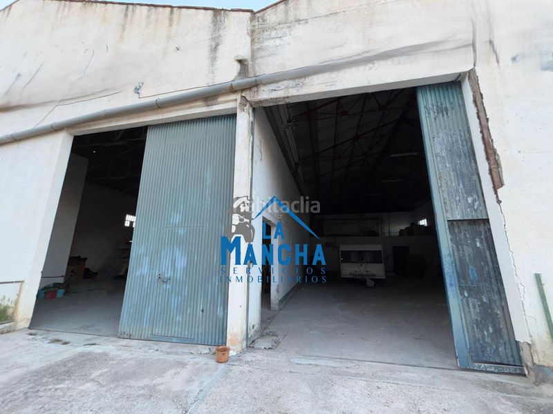Foto d3a21fd7-e32b-4f5e-989e-e22b45dd6f1d. Capannone industriale in Pedanías - Extrarradio Albacete