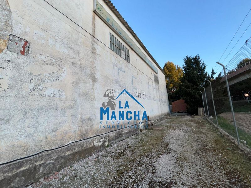 Foto fc302b9c-a002-4339-93bf-04bd04cf01ee. Capannone industriale in Pedanías - Extrarradio Albacete