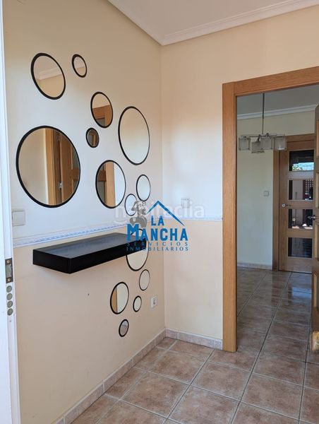 Foto b6ac4188-dd09-413c-b955-da57d5909b7b. Casa adossada amb calefacció aparcament a Gineta (La)