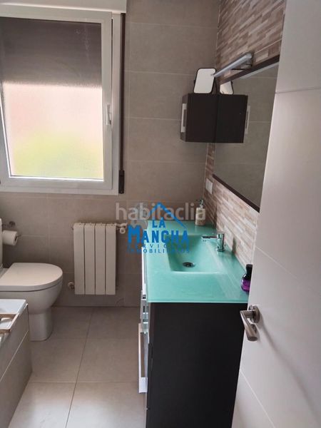 Foto c30e4fc8-bbfe-4641-85d8-c45a7d6c6ddc. Casa adossada amb calefacció aparcament piscina a Albacete
