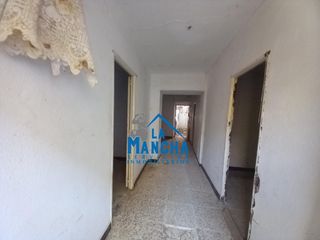 Casa in Gineta (La). 45.000 inmobiliaria la mancha vende casa en la gineta para refor