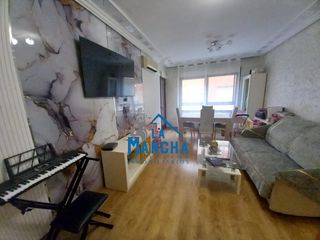 Flat in San Pablo. 184.900 inmobiliaria la mancha vende fantástico piso en feria  s