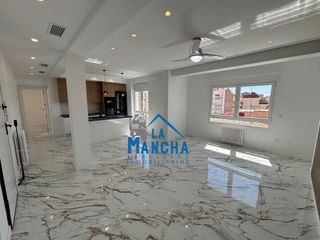 Pis  Calle dionisio guardiola. 325.000 inmobiliaria la mancha vende apartamento de lujo en el c