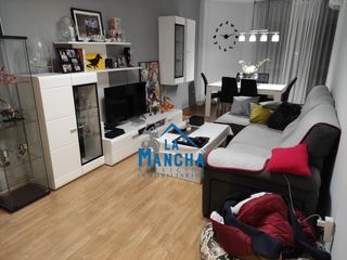 Pis a Ensanche - Franciscanos. 265.000 inmobiliaria la mancha vende piso en zona parque sur de