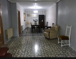 Casa adossada a Madrigueras. 195.000. inmobiliaria la mancha vende precioso adosado  en zona