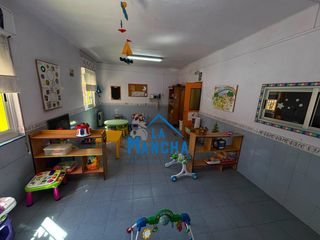 Haus in San Pablo. 150.000 inmobiliaria la mancha vende viviendanegocio en zona san
