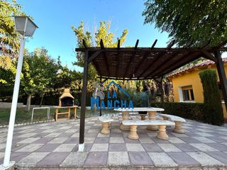 House in Pedanías - Extrarradio. 360.000 inmobiliaria la mancha vende parcela hipotecable en zona