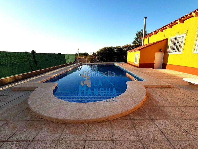 Foto 90eea630-57bb-4889-937d-fad039686333. Haus mit heizung parking pool in Pedanías - Extrarradio Albacete