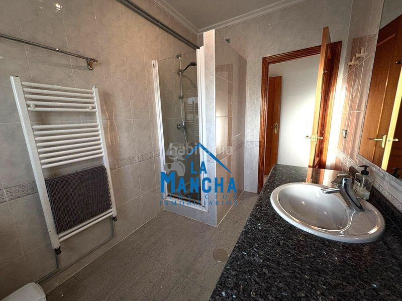Foto cb4db8e5-1ea4-4dec-896d-8ea6522e19eb. Haus mit heizung parking pool in Pedanías - Extrarradio Albacete