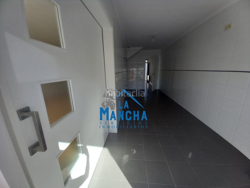 Foto 71c39095-7a38-4f94-b96a-b4a17856cf40. Casa adossada amb calefacció aparcament a Madrigueras