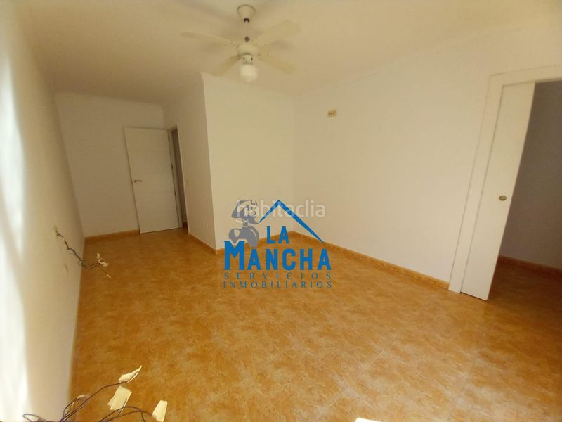 Foto c33d6c9b-413b-4497-b5ff-7a4abb673806. Casa adossada amb calefacció aparcament a Madrigueras