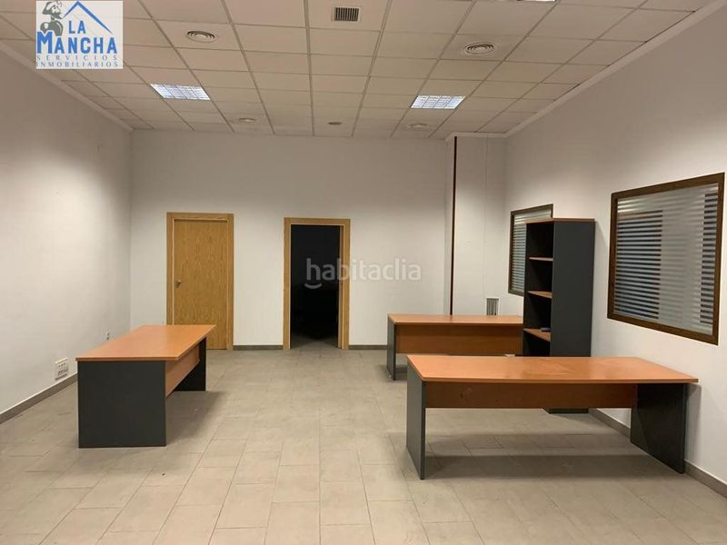Foto a5751b69-1830-4439-8729-b9ab2b6a1c1f. Local comercial a Industria Albacete