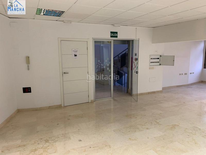 Foto 78251a26-b1b5-41c7-a02a-4f904583698d. Alquiler local comercial inmobiliaria la mancha alquila local comercial zona Centroaltozano en Albacete