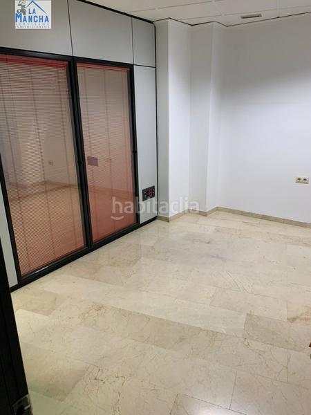 Foto aa02d260-c366-48db-b1c4-76ae13eae814. Rent business premise with heating in Centro Albacete