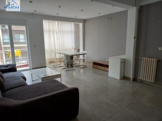 Pis  Calle martinez villena. Inmobiliaria la mancha vende piso en zona centroaltozano
