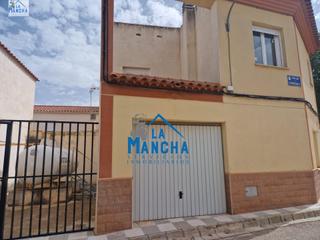 Casa a schiera  Rommel fernandez. Inmobiliaria la mancha vende adosado de obra nueva en tinajeros