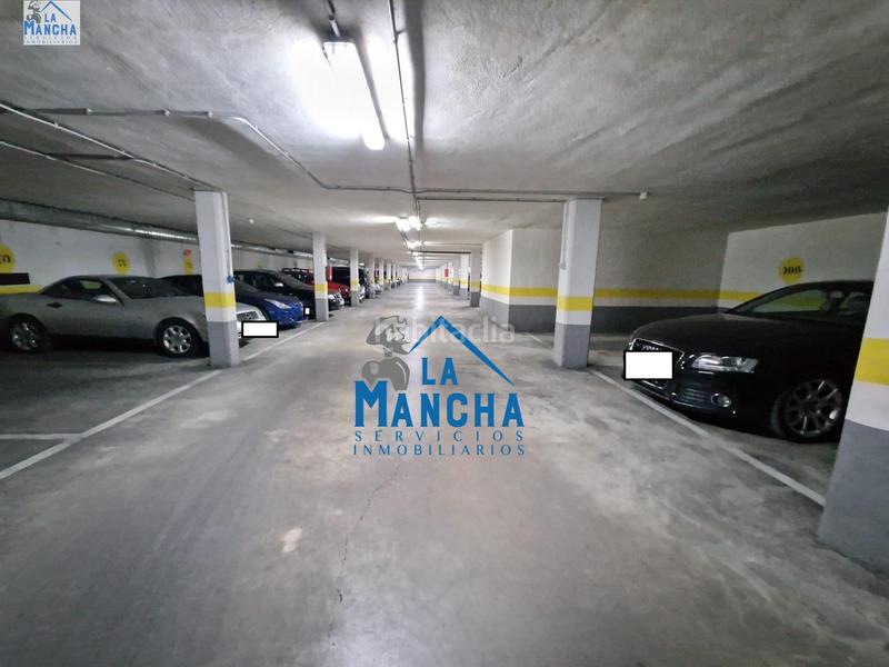 Foto 0e4be93a-2746-47f9-a583-e707690cafb7. Autoparkplatz in Imaginalia - Llanos del Águila Albacete