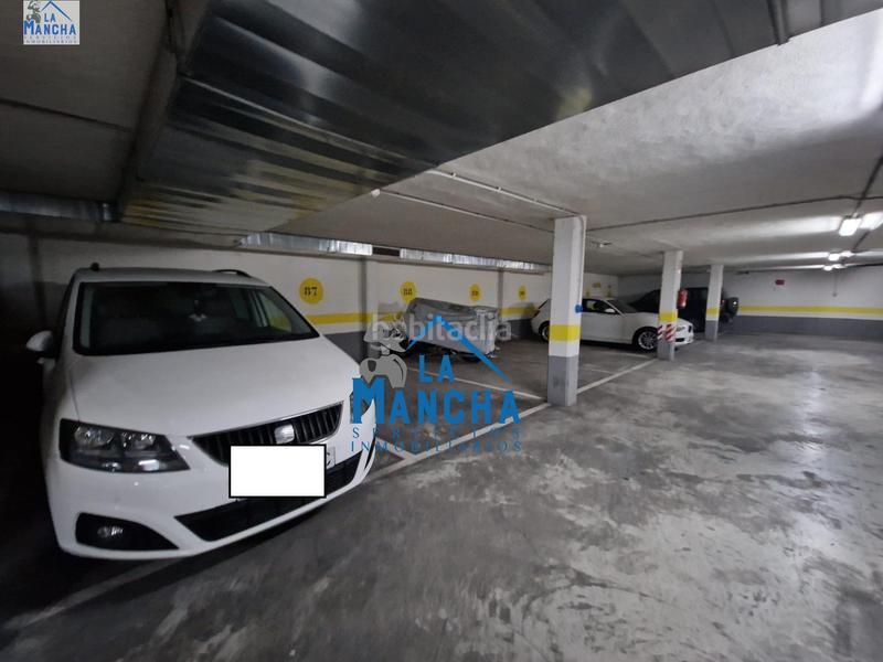 Foto 1d9d3d08-99a5-44ca-8563-9ad4dc3bffc2. Autoparkplatz in Imaginalia - Llanos del Águila Albacete