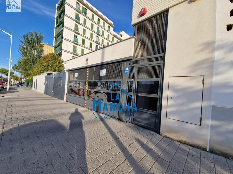 Foto 3e072f14-7f13-4e96-bf1b-38ef2192bcfb. Autoparkplatz in Imaginalia - Llanos del Águila Albacete