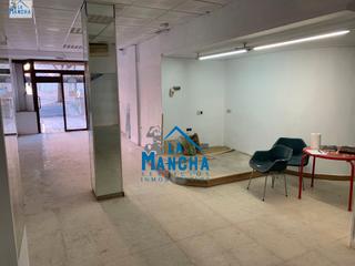 Geschäftsraum  Avenida arquitecto julio carriler. Inmobiliaria la mancha vende local comercial zona feria