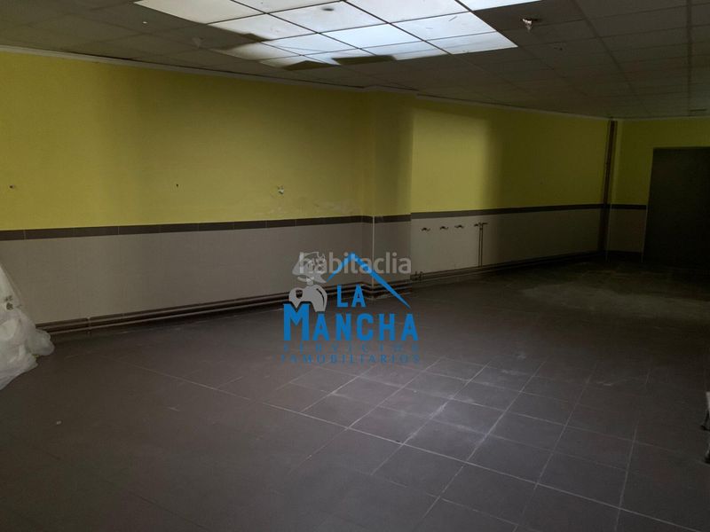 Foto 3afad89d-c5e0-4d4e-b1eb-621f020695e8. Local comercial a Fátima Albacete
