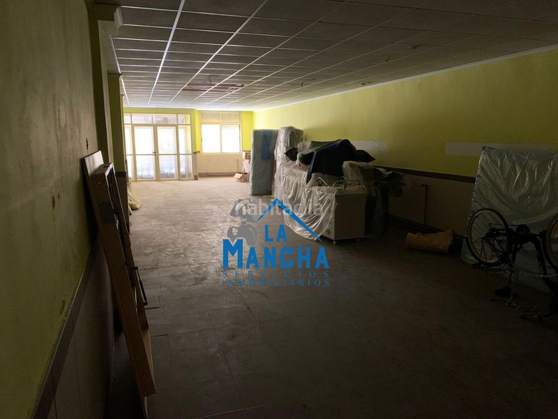 Foto a53f300f-e92a-471b-ba4c-d0d450691878. Local comercial a Fátima Albacete