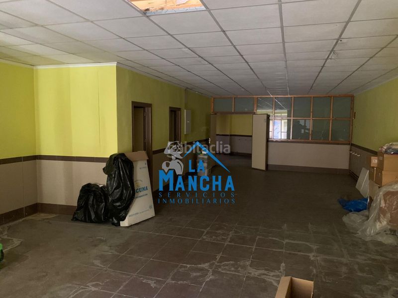 Foto a7f78271-34cd-495f-9089-806cab2d08ce. Local comercial a Fátima Albacete