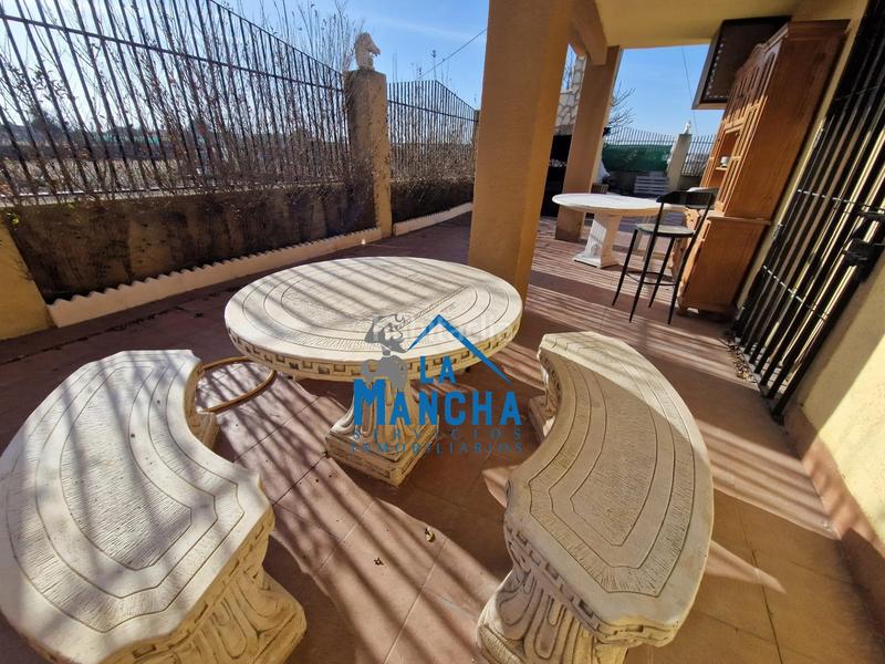 Foto 0072f0fb-3948-41dd-993f-e4c39a44789a. Chalet inmobiliaria la mancha vende chalet independiente en zona carretera de jaen en Albacete
