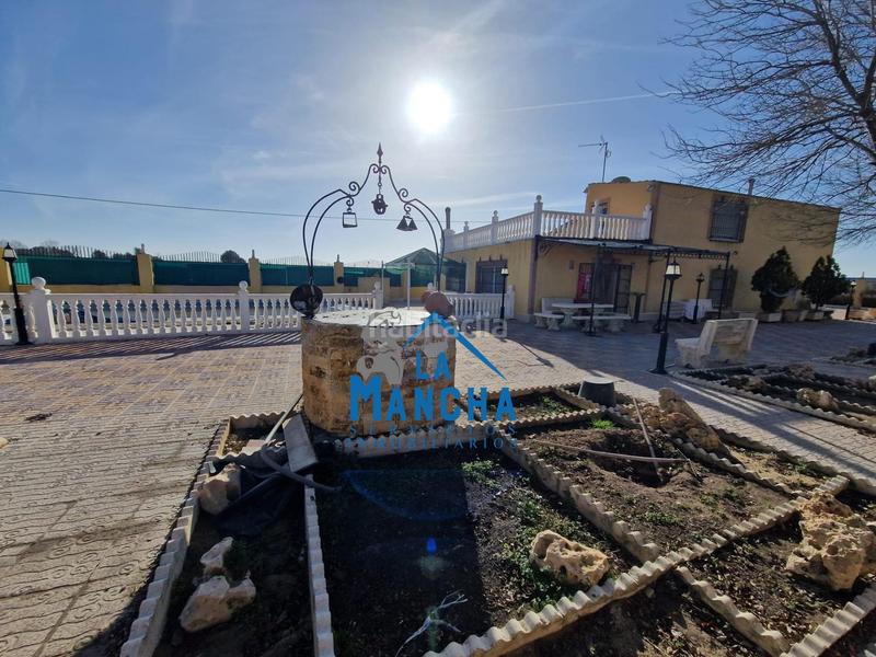 Foto 388a7ed2-b28e-47c3-aa37-e6829af2dcca. Chalet inmobiliaria la mancha vende chalet independiente en zona carretera de jaen en Albacete