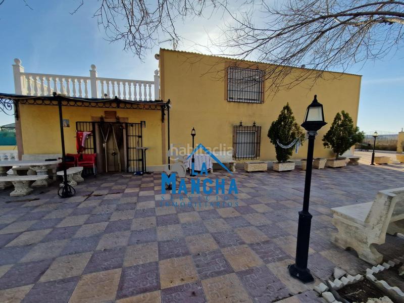 Foto 5d85fa09-2c65-4ea2-9d9c-f5c461282218. Chalet inmobiliaria la mancha vende chalet independiente en zona carretera de jaen en Albacete