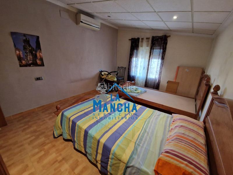 Foto 866fad07-0df7-40c2-a5cb-64aebd56fcfb. Chalet inmobiliaria la mancha vende chalet independiente en zona carretera de jaen en Albacete