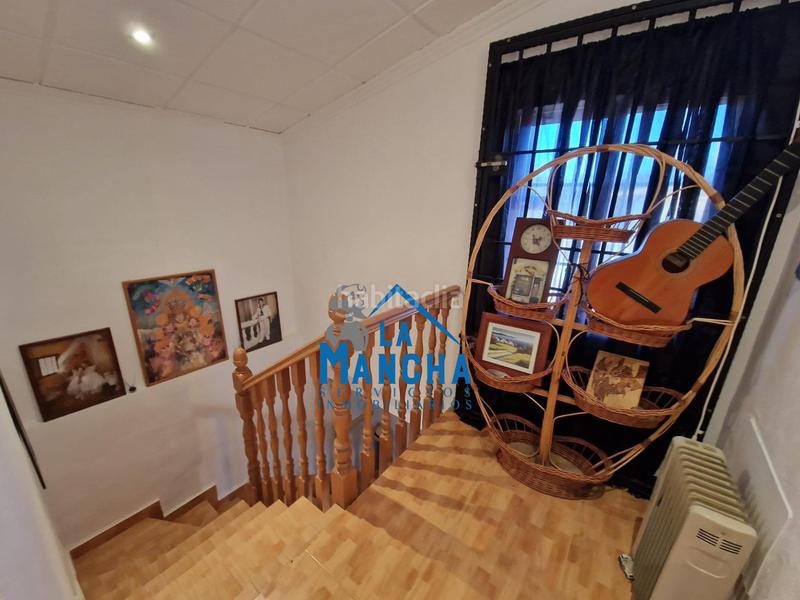 Foto 86b19132-38c5-4c5d-a4f1-d2221e46aa0f. Chalet inmobiliaria la mancha vende chalet independiente en zona carretera de jaen en Albacete