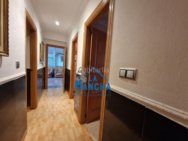 Foto 8bc2d13b-220b-4eed-9fe4-ba3d1e05f88e. Chalet inmobiliaria la mancha vende chalet independiente en zona carretera de jaen en Albacete