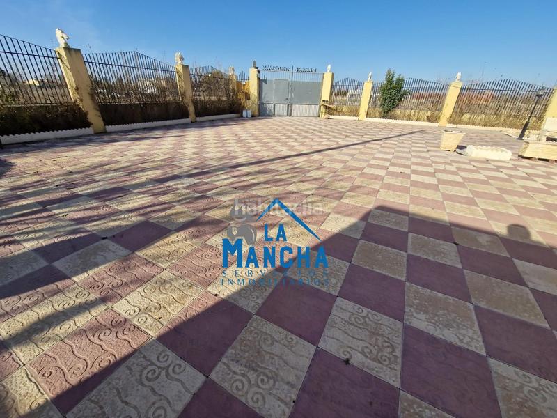 Foto a477ba86-2f68-4782-8d6f-ac0fcd07850b. Chalet inmobiliaria la mancha vende chalet independiente en zona carretera de jaen en Albacete
