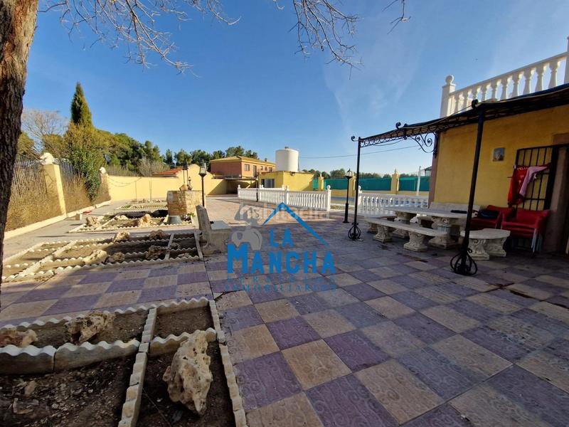 Foto aa5fa09c-d94d-4707-9a34-844ccff58c27. Chalet inmobiliaria la mancha vende chalet independiente en zona carretera de jaen en Albacete