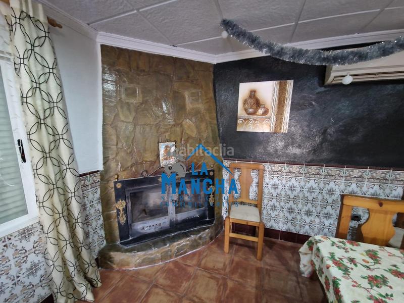 Foto b3f4f876-2342-4fa9-9a8a-3dc1e8e5c8dc. Chalet inmobiliaria la mancha vende chalet independiente en zona carretera de jaen en Albacete