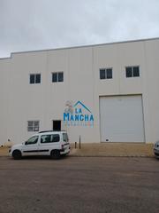 Nave industrial  Calle labradores. Inmobiliaria la mancha vende nave industrial poligono de los mol