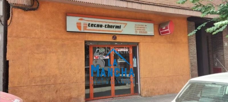 Foto 5fbefaf1-83ba-48af-a4a5-2993fd05b120. Local comercial a El Pilar Albacete