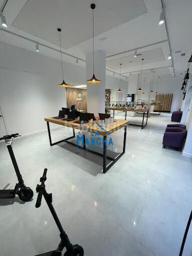 Foto 00feed52-7d3d-4ca3-bb20-3641e63f33a5. Local comercial a El Pilar Albacete
